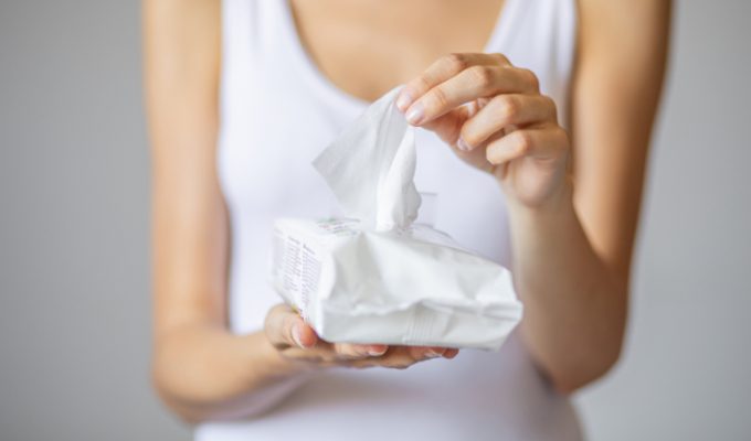 Papier toilette humide et lingettes : quelles différences  ?