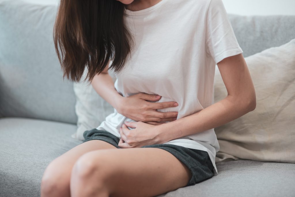Fess'nett - Vous avez mal au ventre pendant vos règles ? Découvrez 4